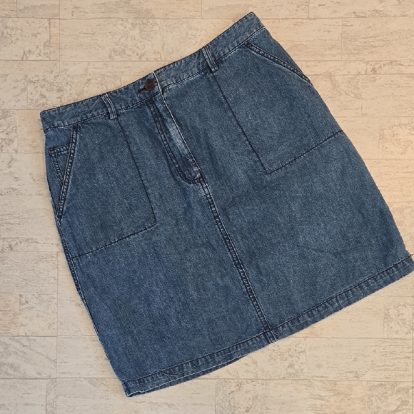 L.L. Bean Dresses & Skirts - Classic Blue Denim Skirt - Casual Women's Skirt Size 12 20% Linen